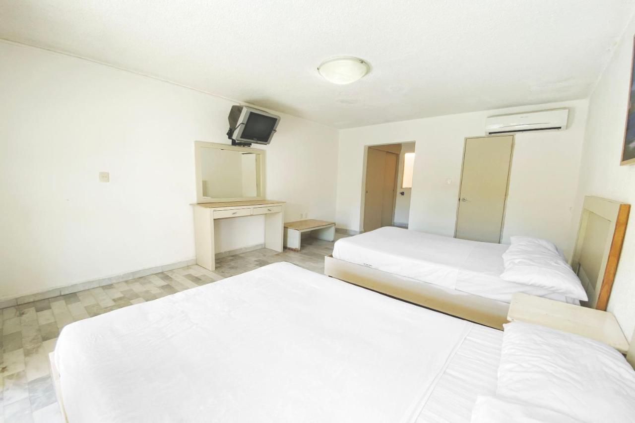 Oyo Hotel Villas Paraiso Stephany Acapulco Kültér fotó